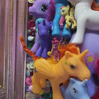 Toys R Art Ponies Pink and Gold